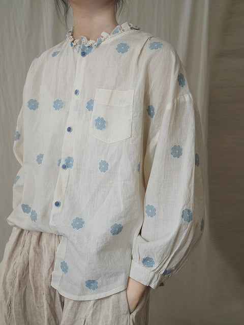 Camicia da donna con scollo a V in pizzo di cotone con fiori primaverili artistici