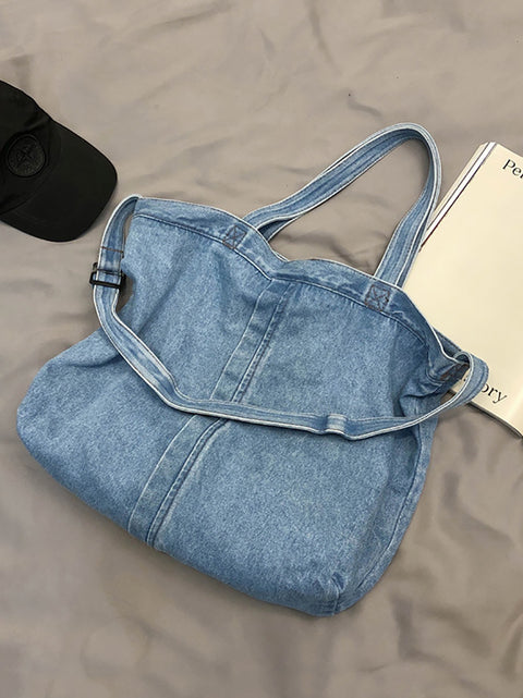 Borsa a tracolla da donna vintage in denim tinta unita. Borsa a tracolla