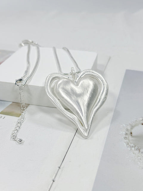 Fashion Alloy Heart Pendent Sweater Necklace