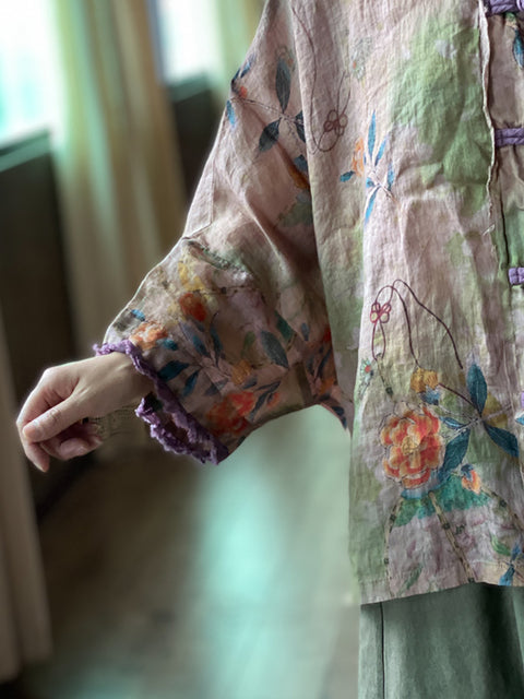 Camicia da donna estiva in lino con bottoni e fiori etnici