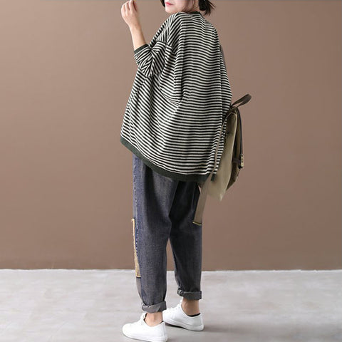 Buykud Ultra-loose Classic Striped Round Neck Sweater